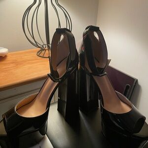Onlymaker 6” Black Platform Heels